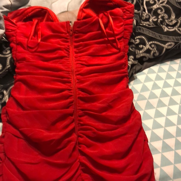 Prom dress - Picture 3 of 5